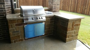 outdoorpaverdesigns_outdoor_grill_with_counter